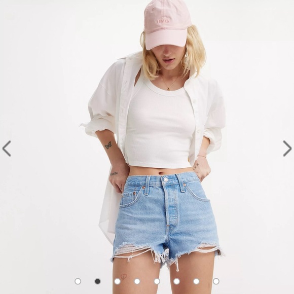 NWT Levi’s 501 Shorts - Picture 1 of 5